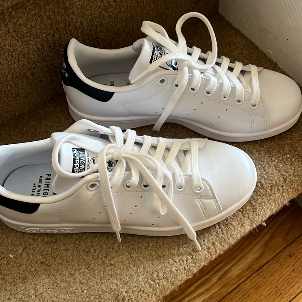 Brand New Stan Smith Sneakers, size 6.5